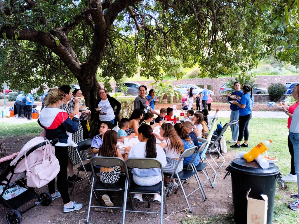 Fomentamos la crianza positiva y el buen trato entre las familias en CVC Málaga | Centro de Vida Cristiana