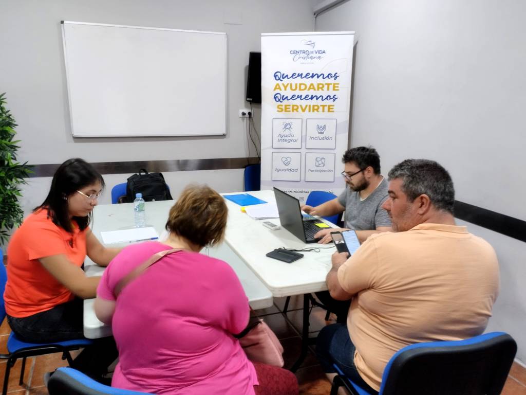 CVC Málaga ayuda a 120 familias en situación de vulnerabilidad social | Centro de Vida Cristiana