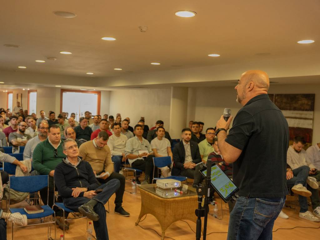 Retiro de hombres CVC España 2025 | Centro de Vida Cristiana