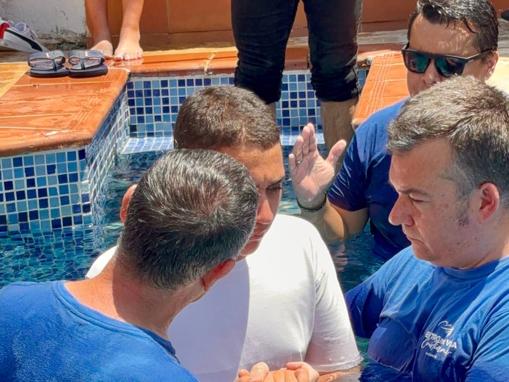 Bautismo CVC Alicante | Centro de Vida Cristiana