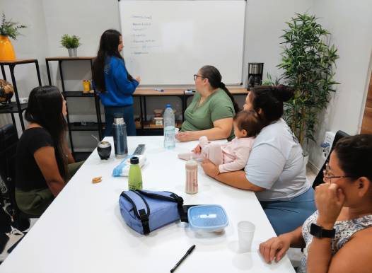 Creer en una misma para avanzar: impulsamos la autonomía de las mujeres en | Centro de Vida Cristiana