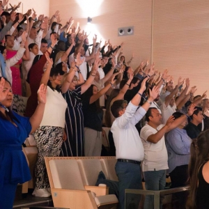 Firmes en la fe | Centro de Vida Cristiana