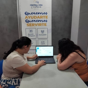 Impulsando la Inclusión Social a través de la Alfabetización Digital en CVC Málaga | Centro de Vida Cristiana